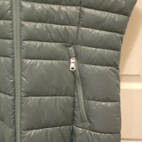 Pajar Women's Quilted Hooded Vest - Dark Green - Picture 6 of 7